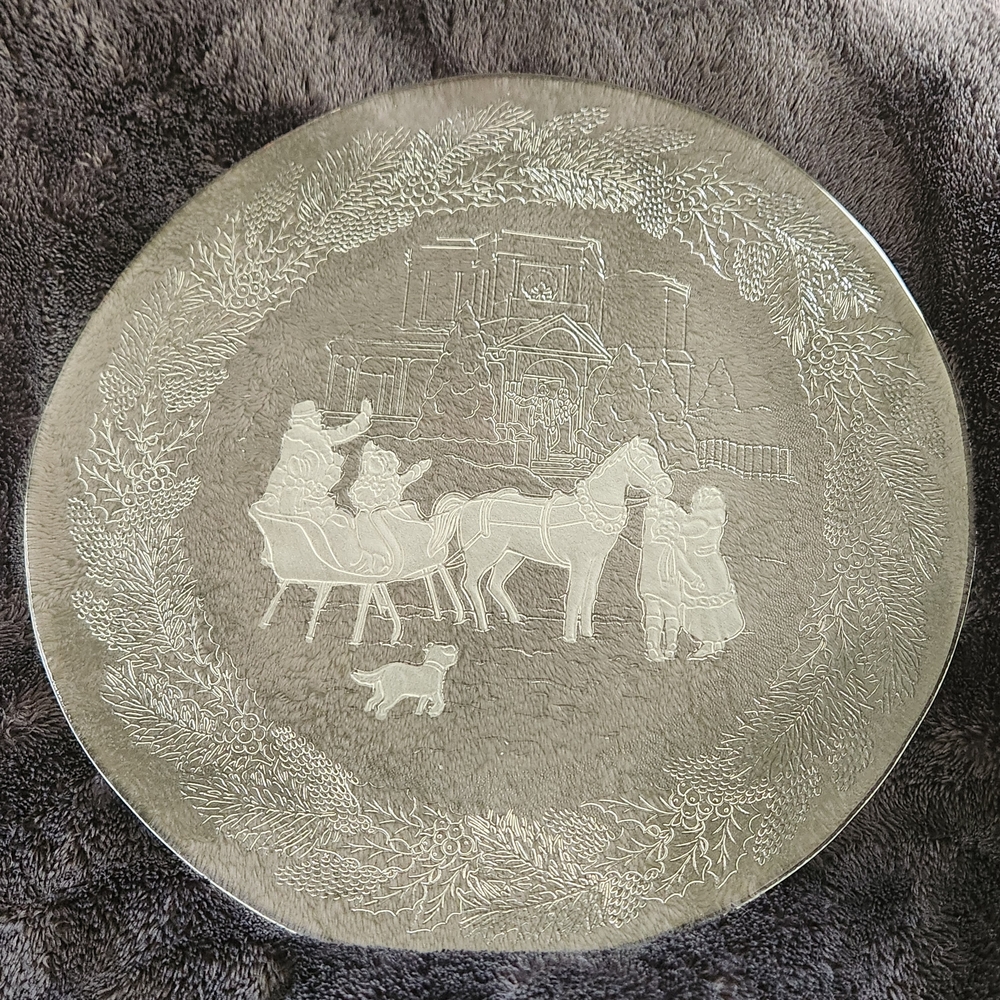 Etched Glass Christmas Holiday Plate